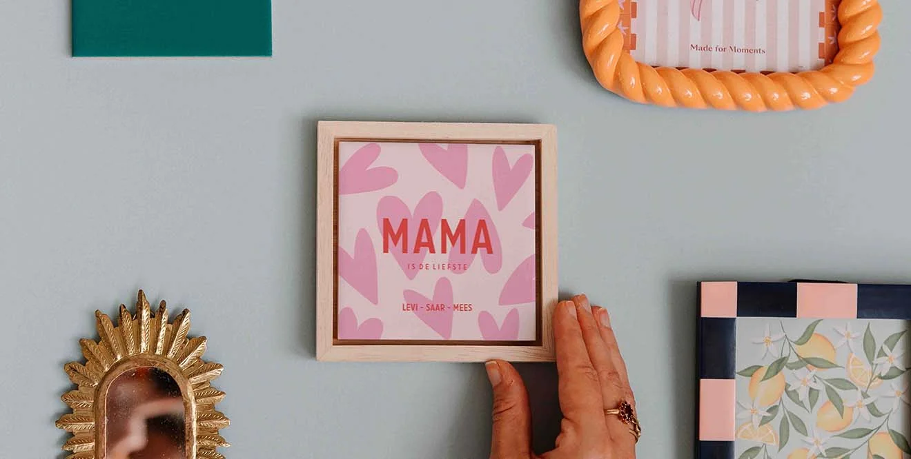 Gepersonaliseerde cadeaus voor haar, zoals een tegeltje met eigen tekst