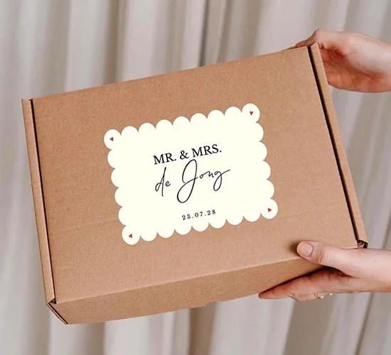 Cadeaudoos met eigen opdruk huwelijkscadeau